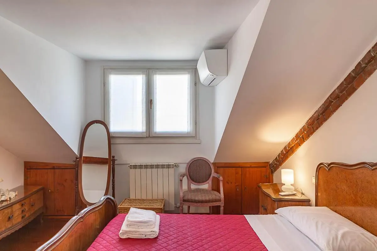 Apartment Attico Centrale Con Terrazzo - Milano Skyview Italy