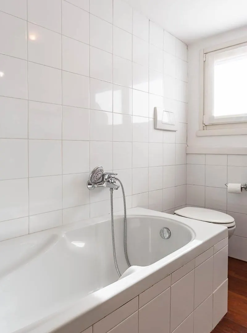Attico Centrale Con Terrazzo - Milano Skyview Apartment Milan